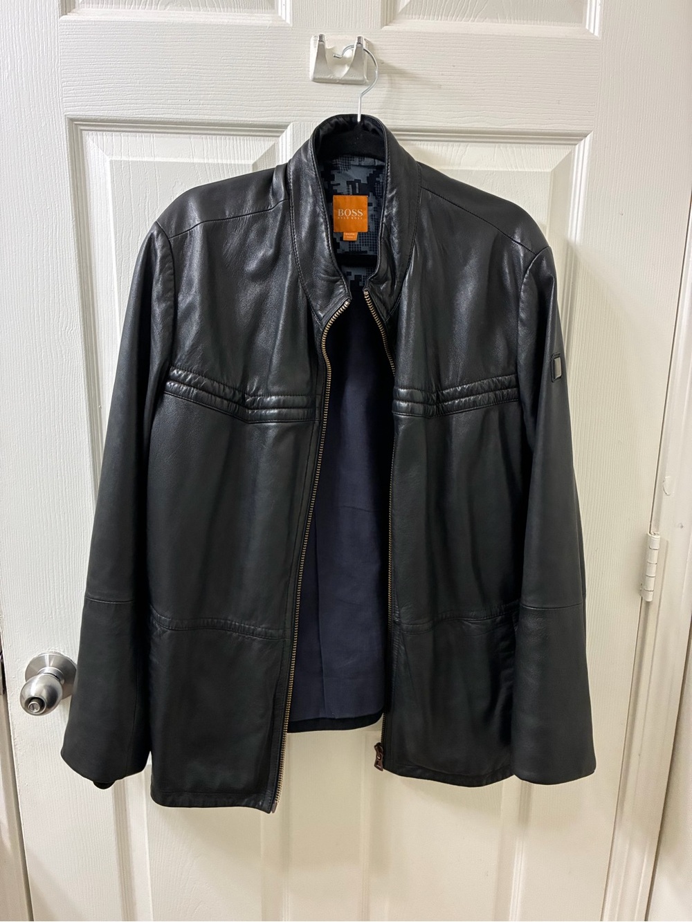 Discontinued Vintage Hugo Boss Leather Jacket Zip Up. Size 44R - US